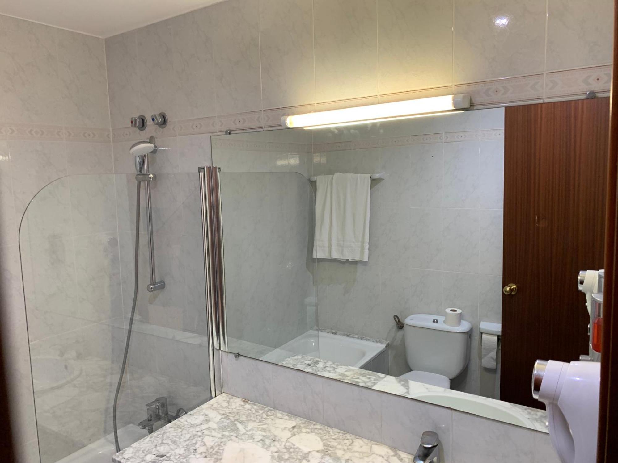 Hostal Iznajar Barcelona 2* Barcelona