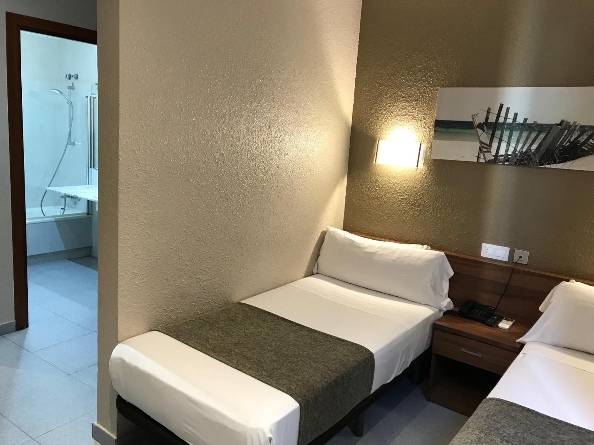Hostal Iznajar Barcelona 2* Barcelona